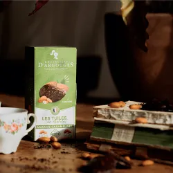 Assortiment tuiles éclats amandes