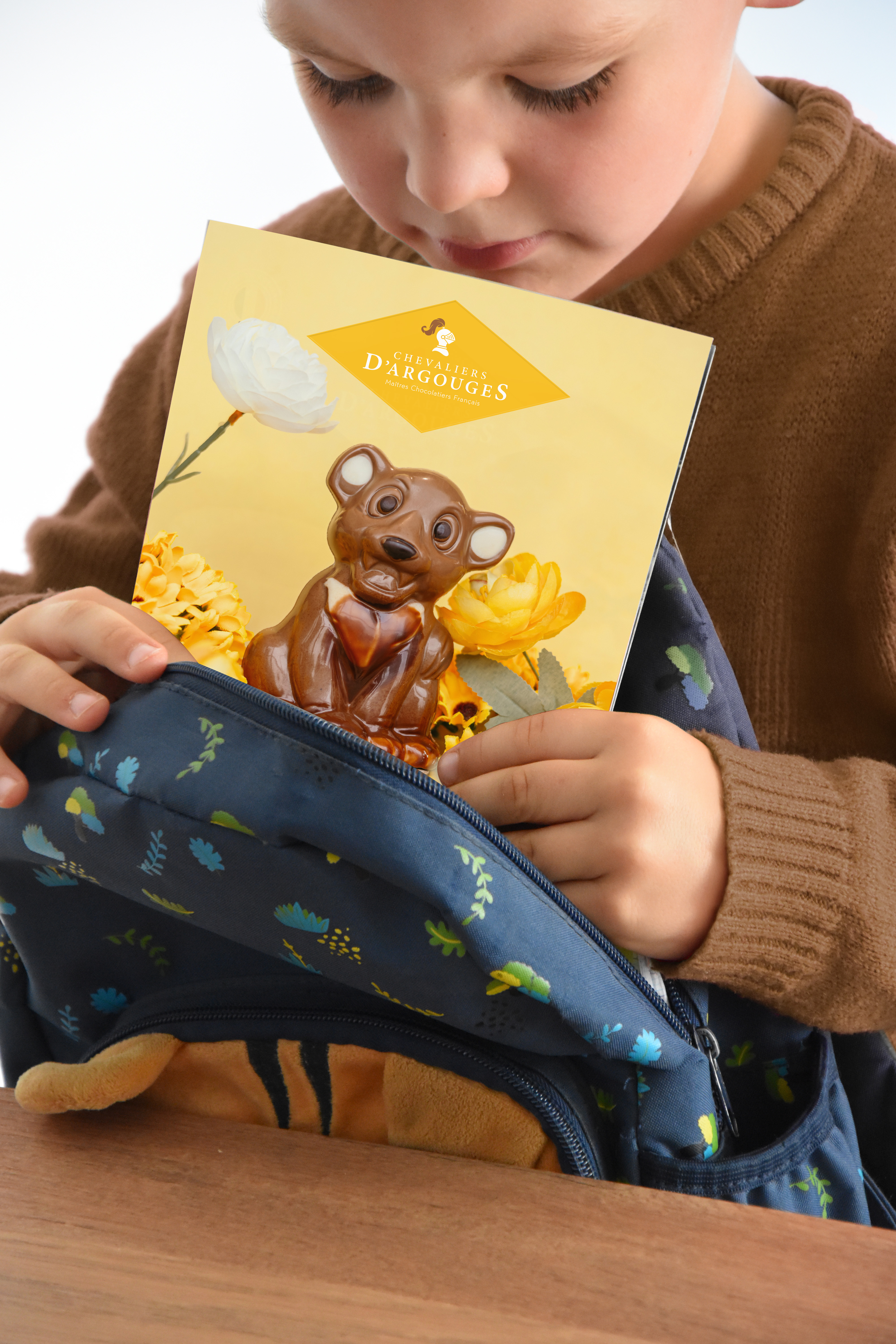  ASSOCIATIONS & ÉCOLES